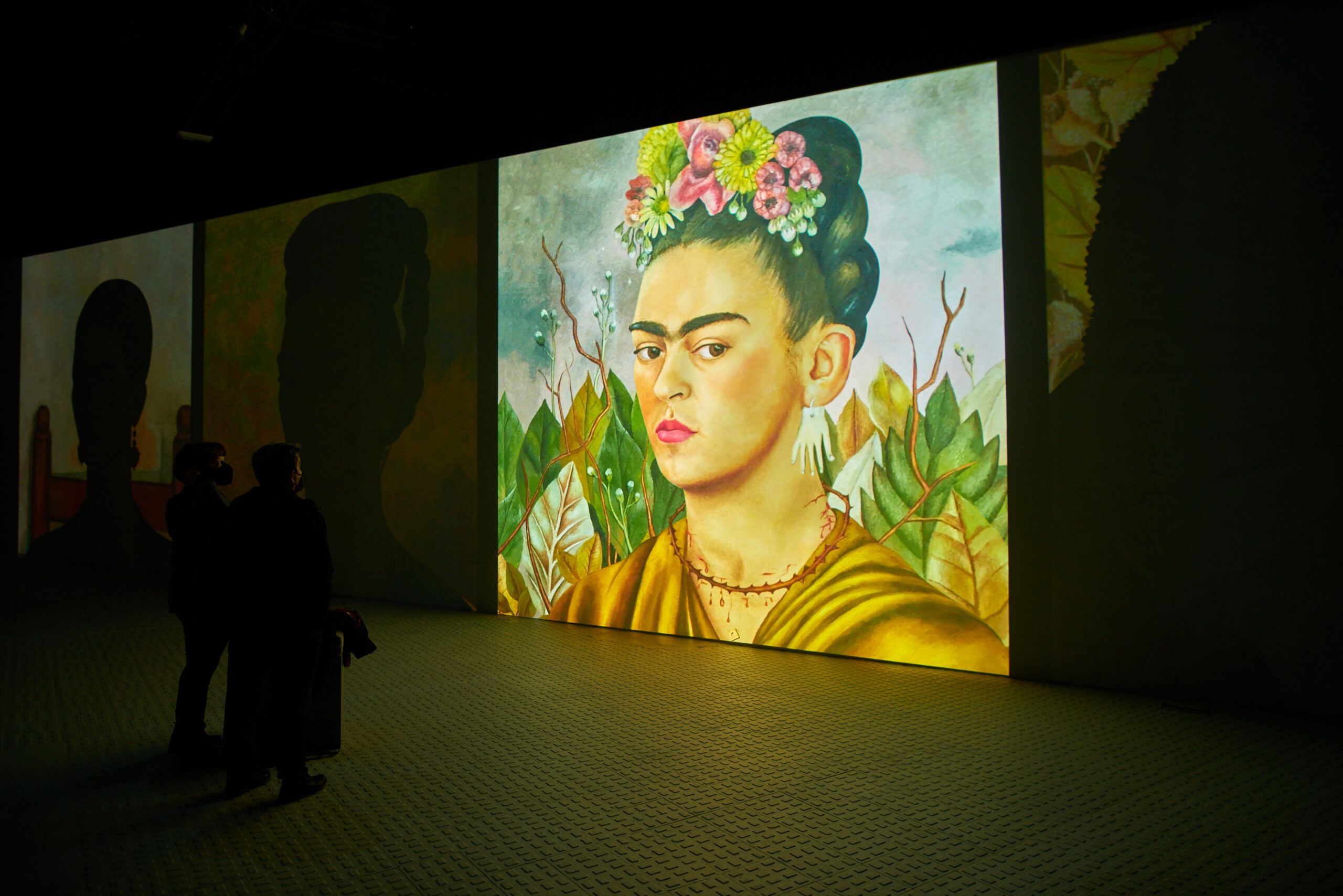 retrait of frida kahlo with nature
